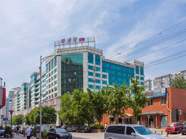 入门客厅玄关平面图